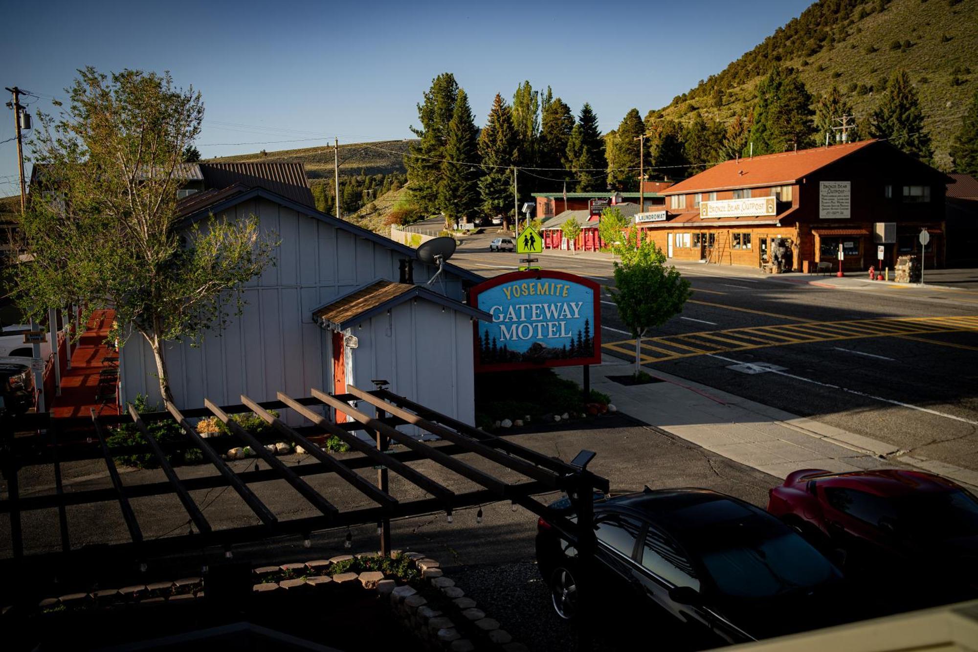 Yosemite Gateway Motel Лі-Вінінг Екстер'єр фото